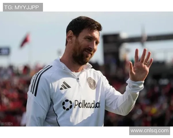 梅西领衔全球足坛新世纪巨星风采，挑战历史巅峰荣耀