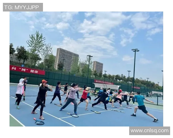 深度对话：探索杨强的网球人生与成长之路