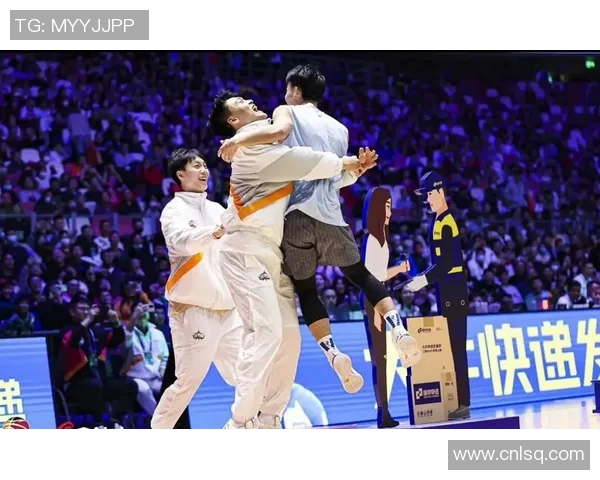 上海排球队团队协作引发热议球迷对战术配合和球员默契提出质疑